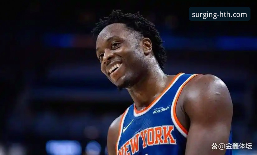 NBA季后赛最新动态：尼克斯狂胜老鹰创纪录，半场47分分差改写历史